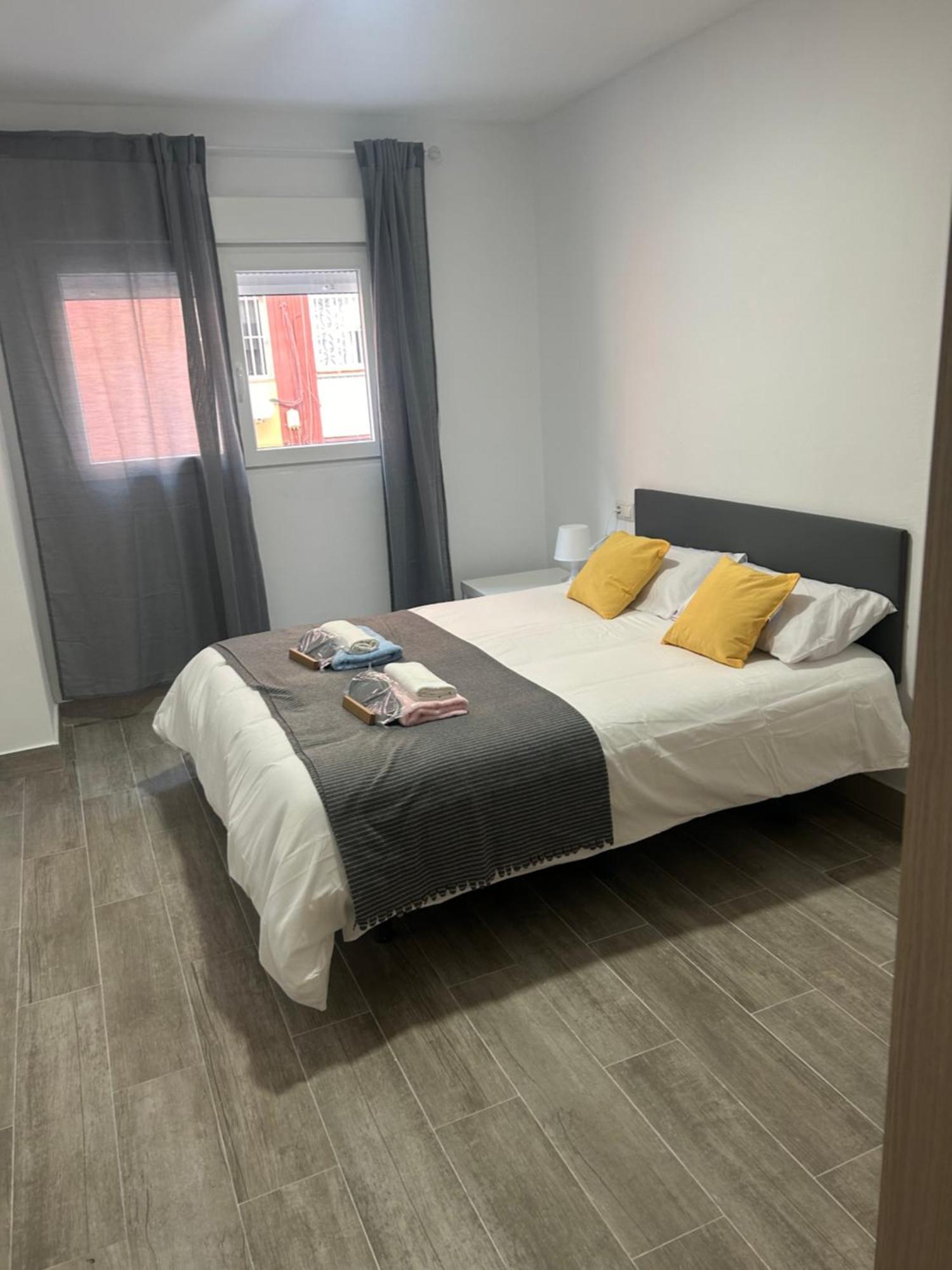 Apartamento Tejares 2A マラガ エクステリア 写真
