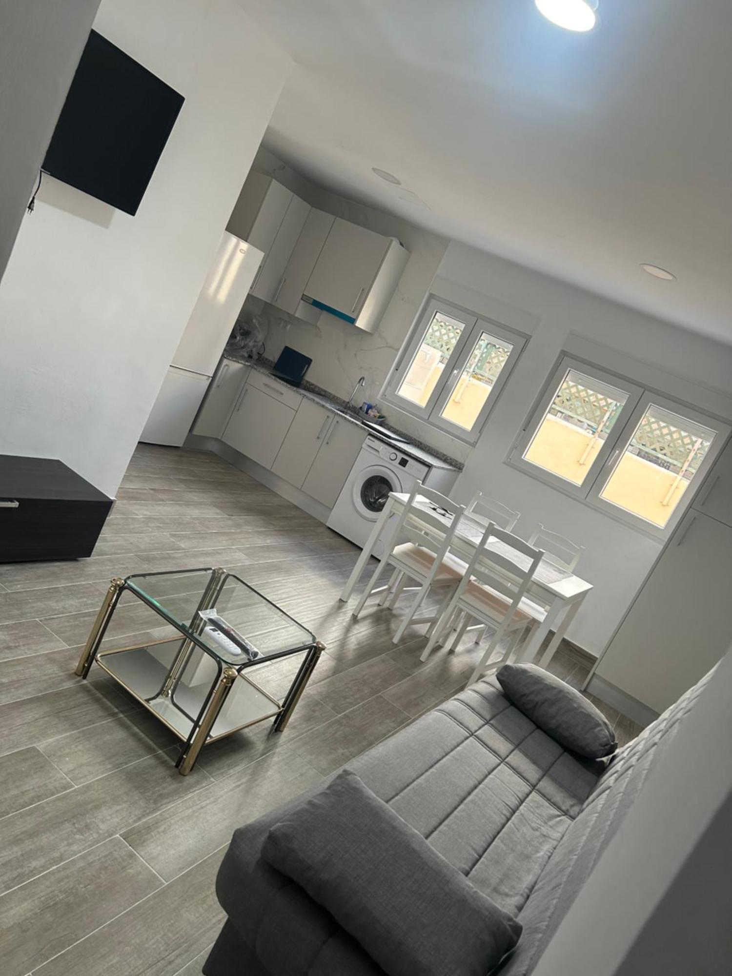 Apartamento Tejares 2A マラガ エクステリア 写真